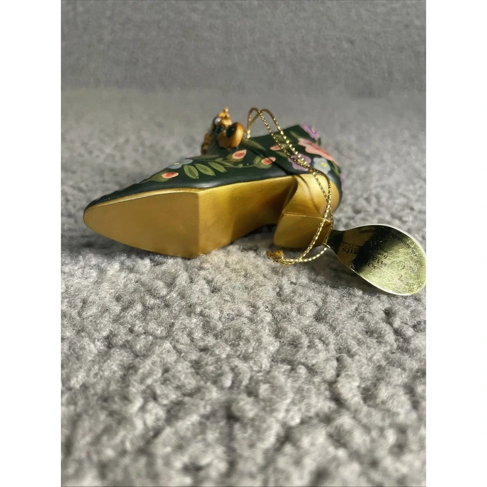 Vintage Ashton-Drake Stepping In Time Shoe Tapestry Rose Heirloom Ornament A